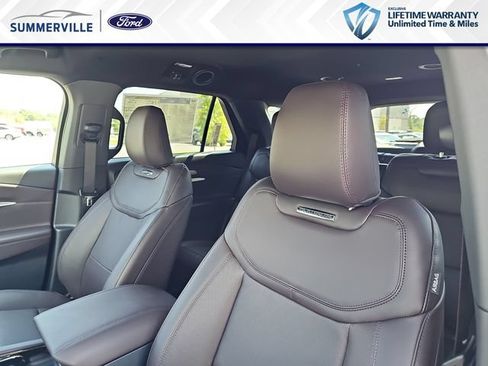 New 2026 Ford Explorer Platinum RWD image 18