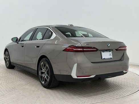 Certified 2026 BMW 530i xDrive w/ Premium Package AWD/4WD image 3