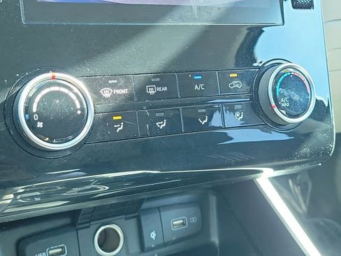 Used 2023 Hyundai Tucson SEL FWD image 30