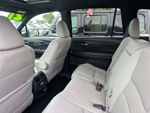 Used 2021 Honda Passport Touring image 10