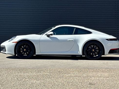 Certified 2022 Porsche 911 Carrera RWD image 2