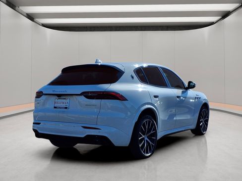 New 2026 Maserati Grecale Modena image 6