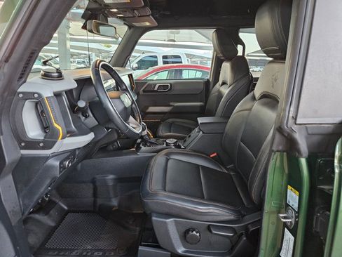 Used 2022 Ford Bronco Badlands w/ Sasquatch Package AWD/4WD image 13