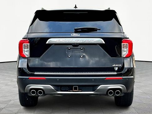Used 2021 Ford Explorer Platinum w/ Equipment Group 601A AWD/4WD image 5