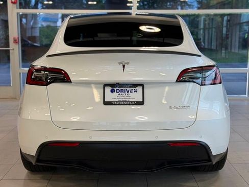 Used 2022 Tesla Model Y Performance AWD/4WD image 10