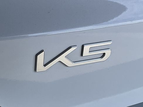 Used 2024 Kia K5 EX w/ EX Premium Package FWD image 7