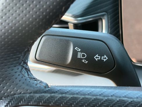 Used 2025 Ford Mustang Premium RWD image 17