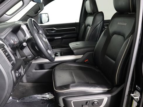 Used 2023 RAM 1500 Laramie AWD/4WD image 7