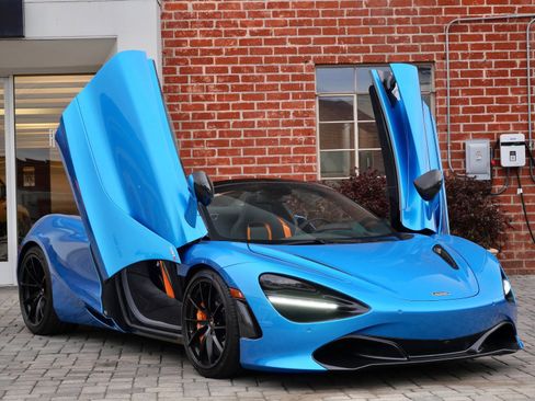 Used 2022 McLaren 720S Performance image 23