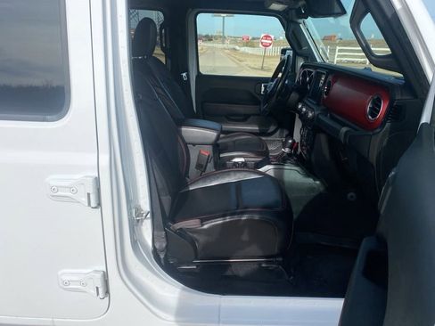 Used 2021 Jeep Gladiator Rubicon image 13