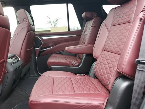 New 2026 Cadillac Escalade Luxury w/ Touring Package image 24