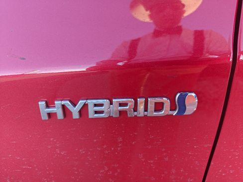 Used 2014 Toyota Prius Two image 13