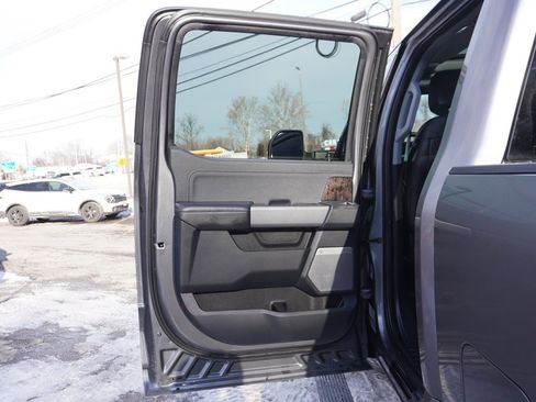 Used 2024 Ford F250 Lariat w/ Lariat Ultimate Package image 33