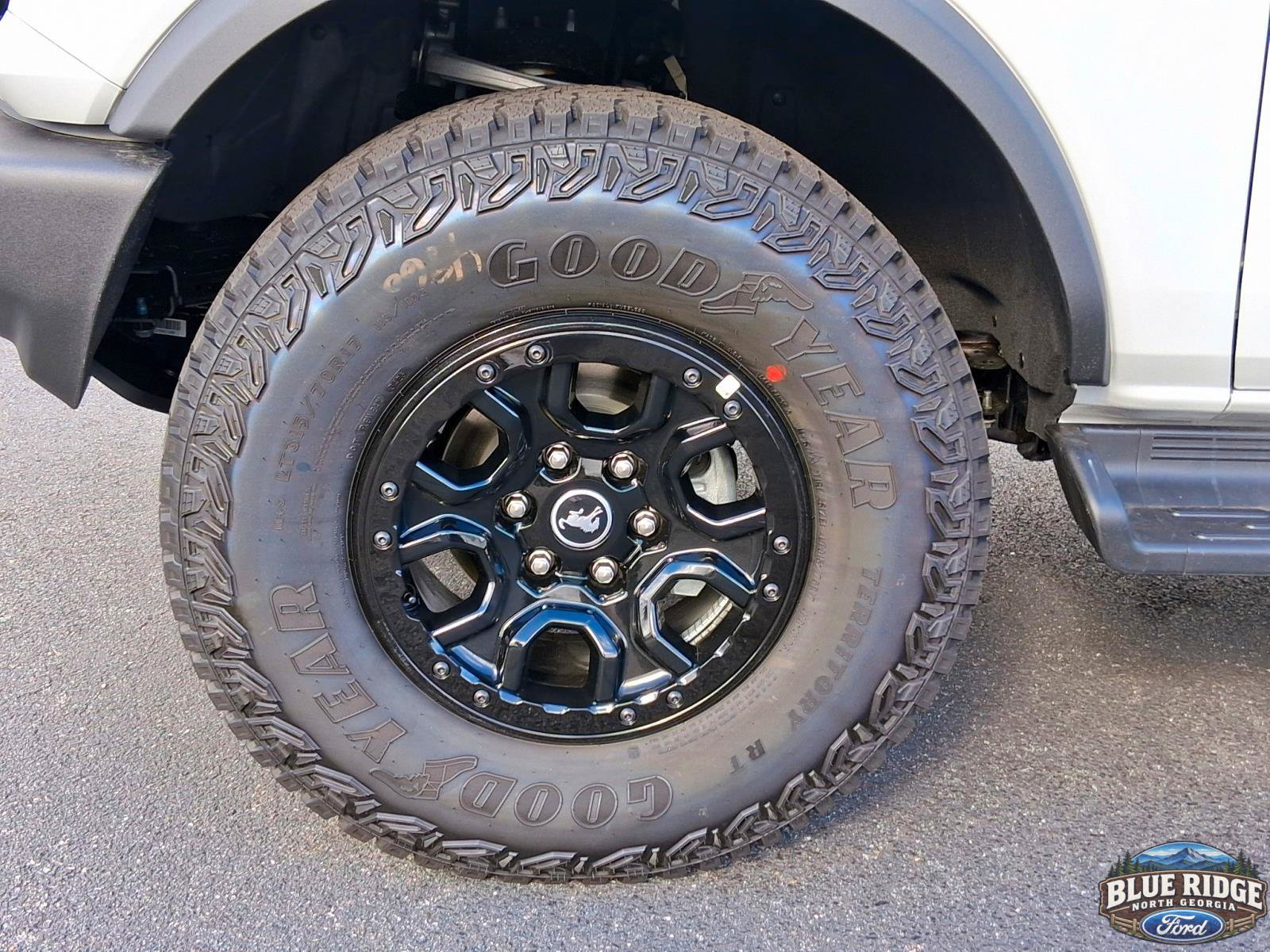 New 2026 Ford Bronco Outer Banks w/ Sasquatch Package AWD/4WD image 9