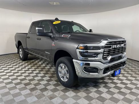 New 2026 RAM 2500 Big Horn AWD/4WD image 7