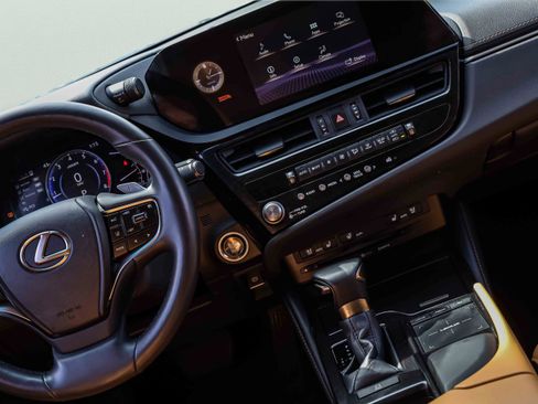 Used 2022 Lexus ES 350 w/ Premium Package image 19