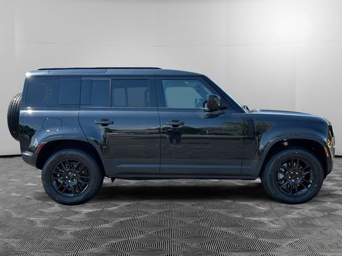 New 2026 Land Rover Defender 110 S AWD/4WD image 6