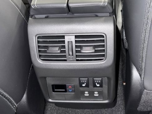 New 2026 Nissan Rogue Platinum w/ Platinum Premium Package image 13