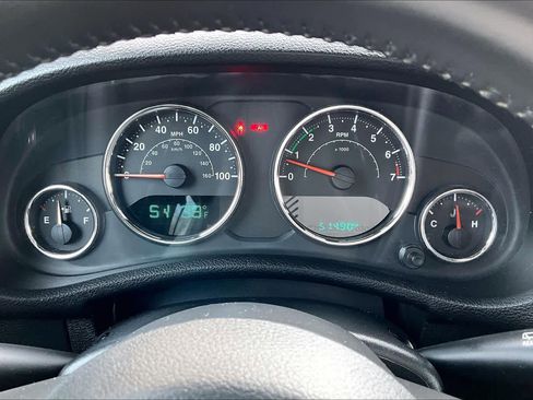 Used 2018 Jeep Wrangler Sport image 26