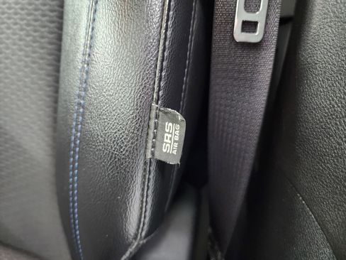 Used 2024 Jeep Compass Latitude image 39