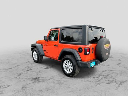 Used 2023 Jeep Wrangler Sport AWD/4WD image 6