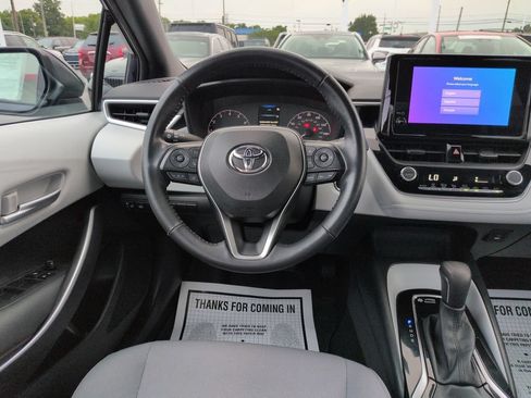 Used 2023 Toyota Corolla SE FWD image 13