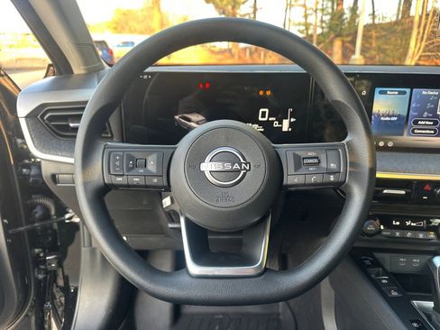 New 2026 Nissan Kicks SV FWD image 23