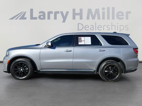 Used 2021 Dodge Durango SXT w/ 3rd Row Seating Group image 3