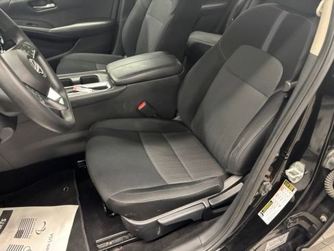 Used 2024 Nissan Sentra SV FWD image 12
