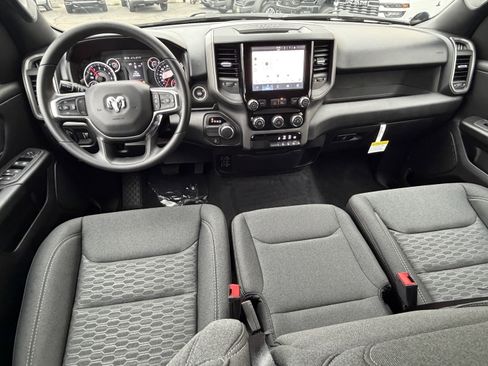 New 2026 RAM 1500 Express image 29