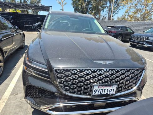 Used 2026 Genesis GV80 2.5T RWD image 3