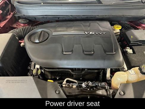 Used 2020 Jeep Cherokee Trailhawk w/ Cold Weather Group AWD/4WD image 7