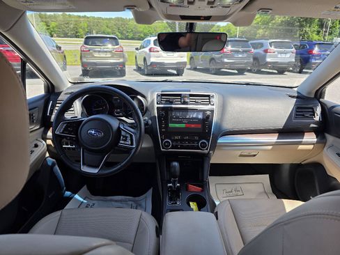 Used 2019 Subaru Outback 2.5i Limited w/ Protection Package #1 AWD/4WD image 16