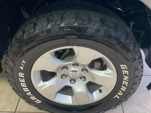 Used 2023 RAM 1500 Lone Star AWD/4WD image 24