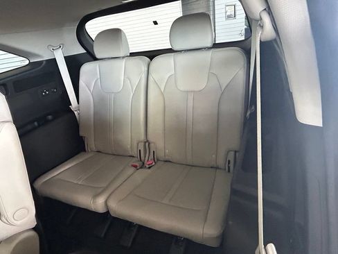 Used 2023 Kia Sorento FWD image 52