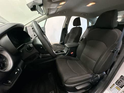 Used 2019 Kia Forte LXS FWD image 15