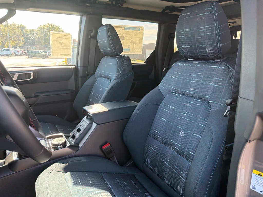 New 2026 Ford Bronco Heritage Edition AWD/4WD image 11