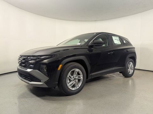 New 2026 Hyundai Tucson SE image 3