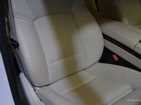 Used 2014 BMW 740i image 16