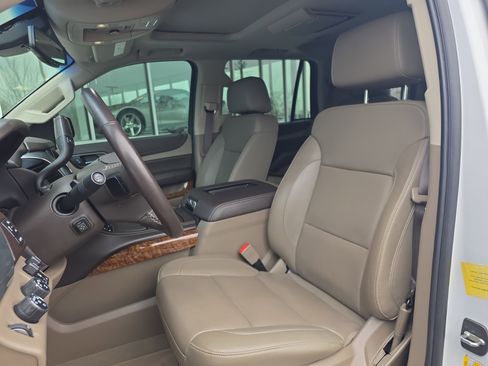 Used 2019 Chevrolet Tahoe Premier image 17