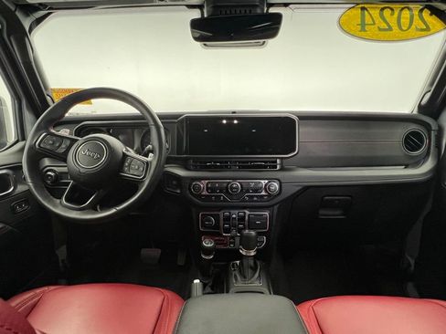 Used 2024 Jeep Wrangler Unlimited Rubicon 392 image 11