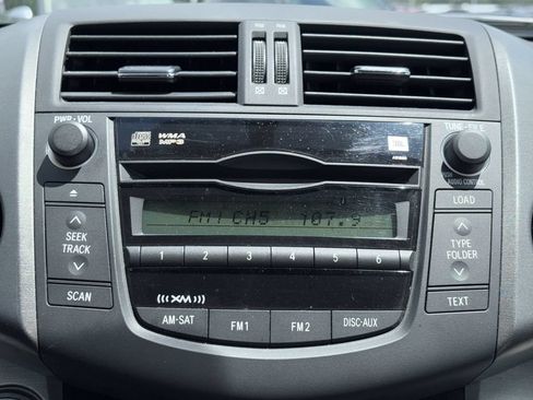Used 2011 Toyota RAV4 Limited w/ Limited Extra Value Pkg AWD/4WD image 7