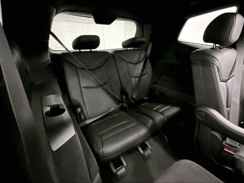 Used 2024 Cadillac XT6 Premium Luxury image 31