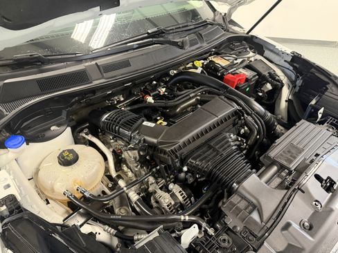 Used 2023 Lincoln Corsair Reserve AWD/4WD image 35