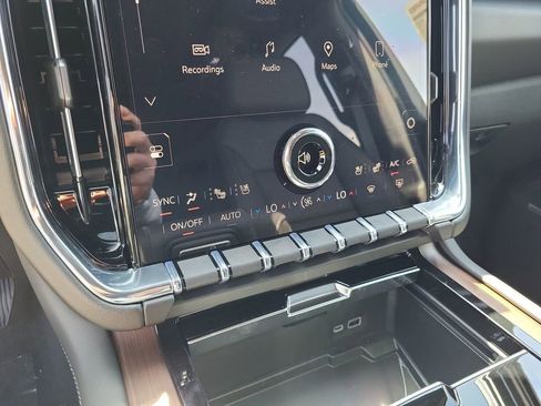 New 2026 GMC Yukon Denali w/ Sun & Power Step Package AWD/4WD image 17