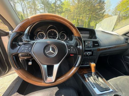 Used 2013 Mercedes-Benz E 350 Cabriolet image 18