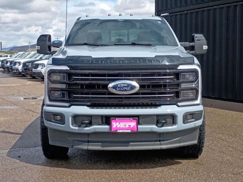 Used 2025 Ford F350 Platinum image 2