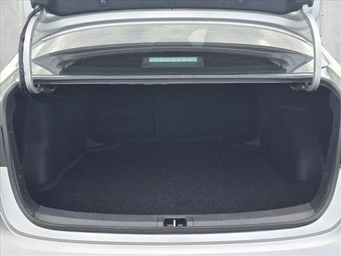 Used 2025 Toyota Corolla LE image 21