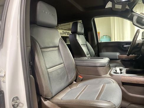 Used 2020 GMC Sierra 1500 Denali w/ Technology Package AWD/4WD image 24