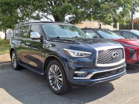 Used 2019 INFINITI QX80 Luxe w/ 22" Wheel Package AWD/4WD image 4